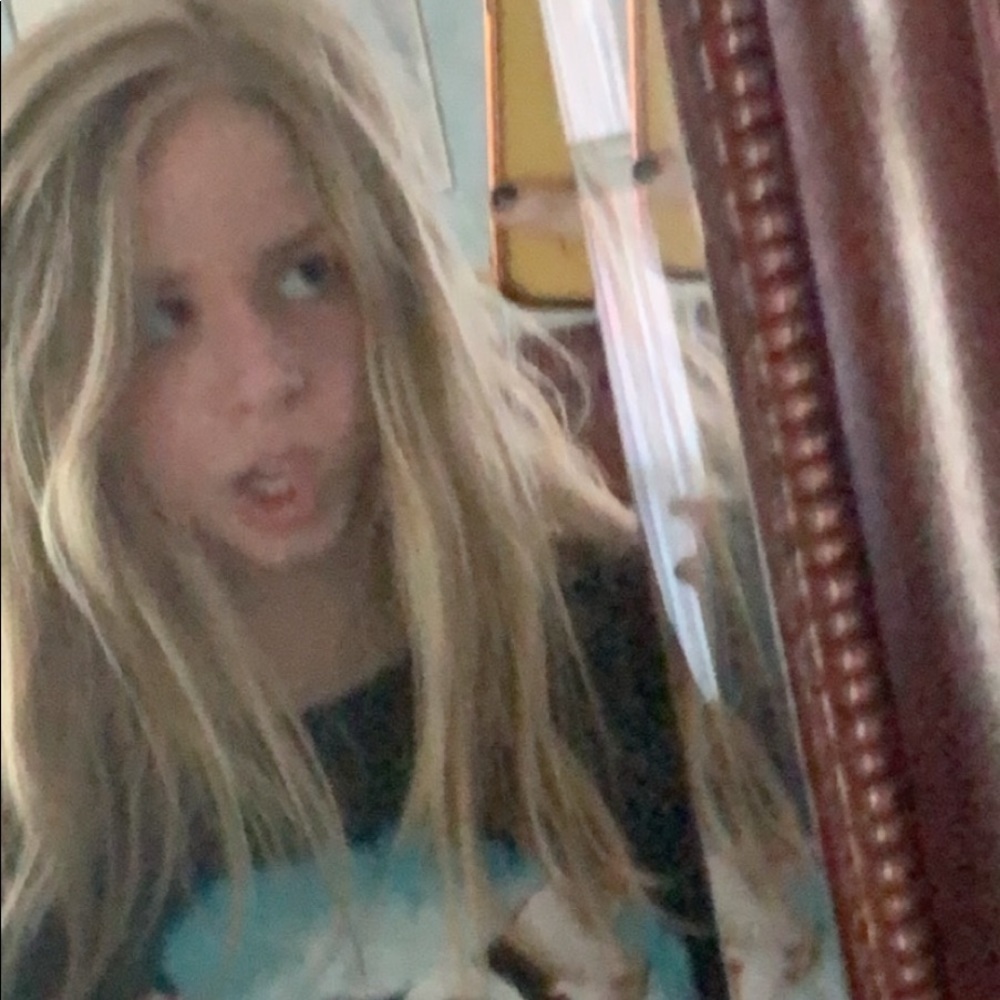 Meet your Posher, Hannah